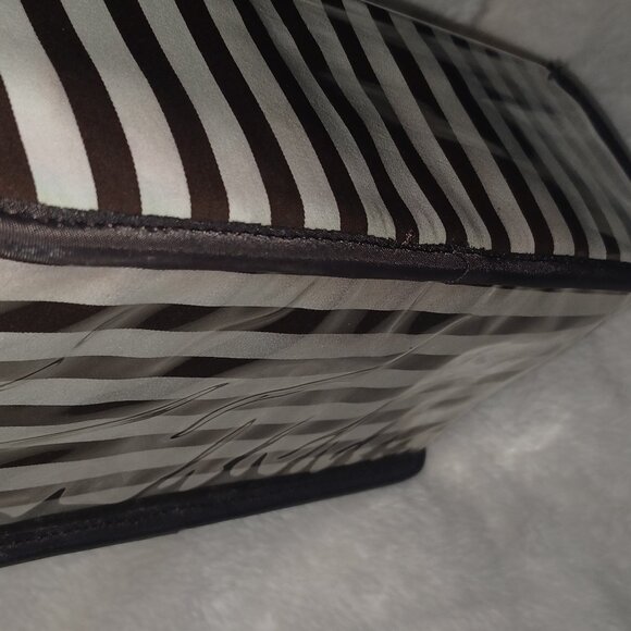 rare HB 1895 Henri Bendel Rectangle Cosmetics bag Make up - Picture 5 of 10